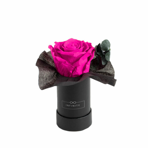 Infinity Extra Small eine echte pinke Rose mit konserviertem Eucalyptus im Bouquet Stil