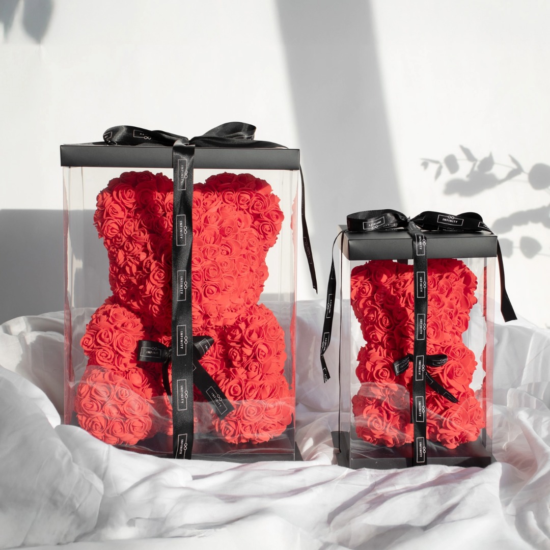 Rosenbaeren rot M und S Rosenbaeren in 2 groessen in Geschenkverpackung